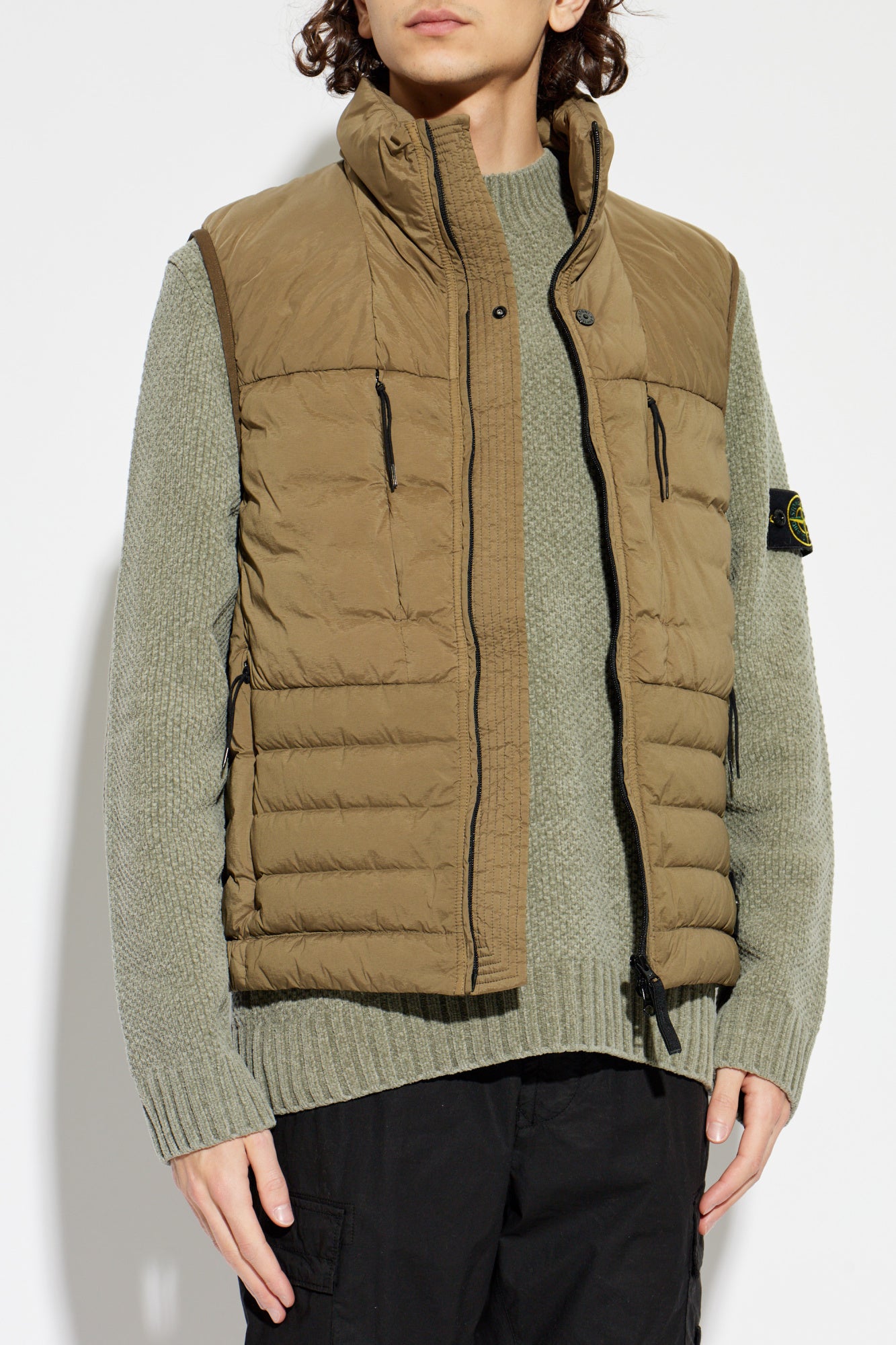 STONE ISLAND - GEWATTEERD VEST MET ANTI-DROP-BEHANDELING