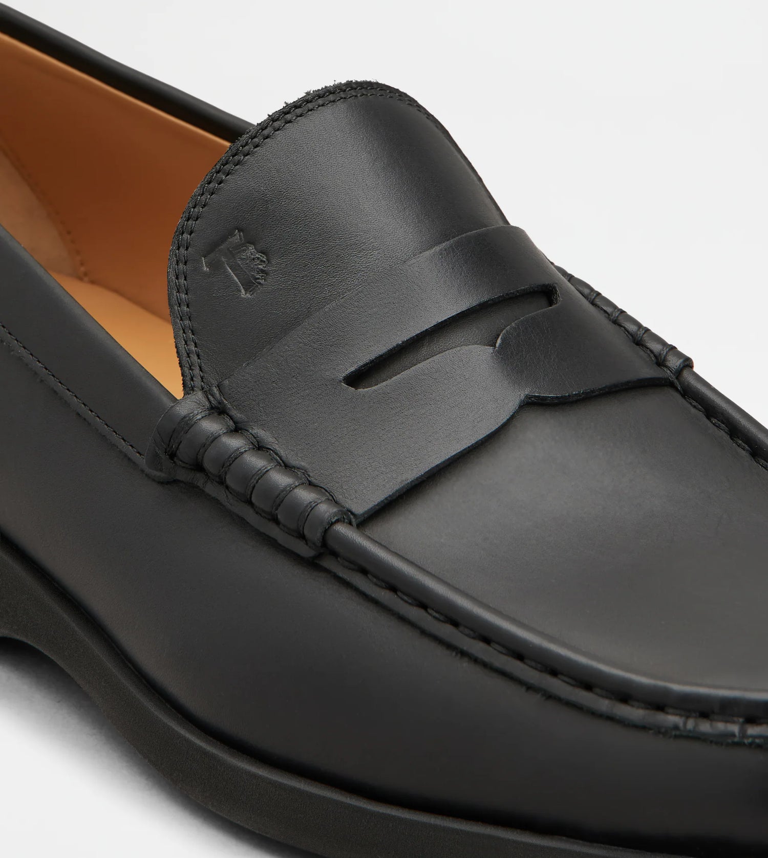 TOD'S - LEATHER LOAFERS