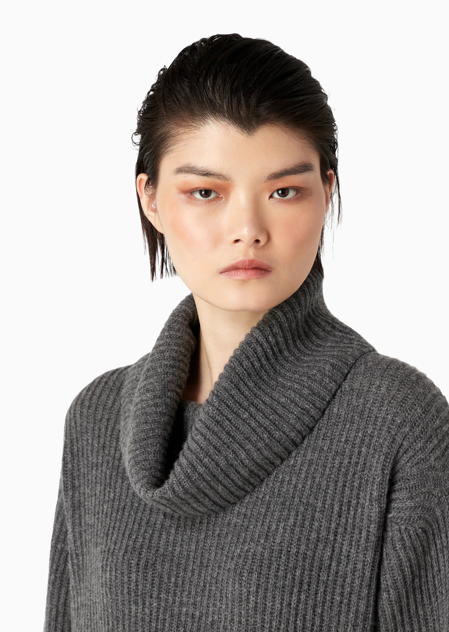 Armani Sustainability Values oversized trui met kraaghals in kasseisteken van scheerwol