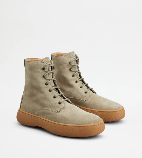 TOD'S BEIGE BOOTS